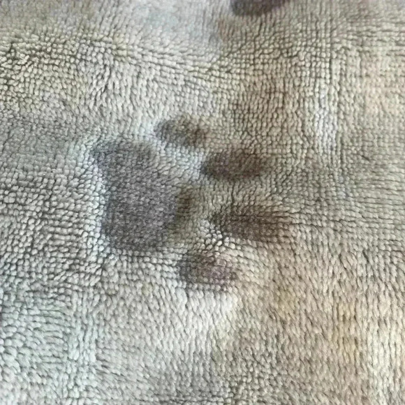 The Animal Rescue Site Gray Paw Print Women’s Plush Long Pajama Set, Size XL. - Picture 3 of 11